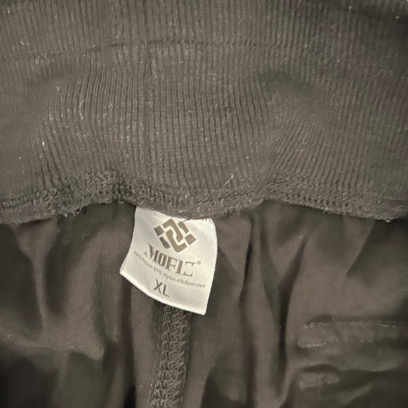 MoFiz Size XL Black Cargo Capri Pants - Picture 9 of 13